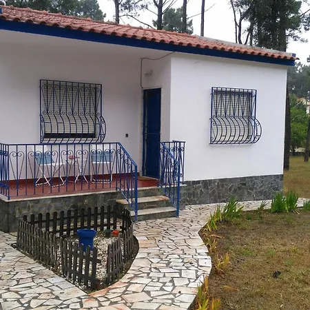 Charming House In Aroeira With Private Pool *