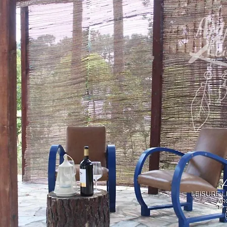 Ferienhaus Charming House In Aroeira With Private Pool *