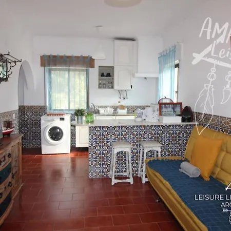 Charming House In Aroeira With Private Pool *